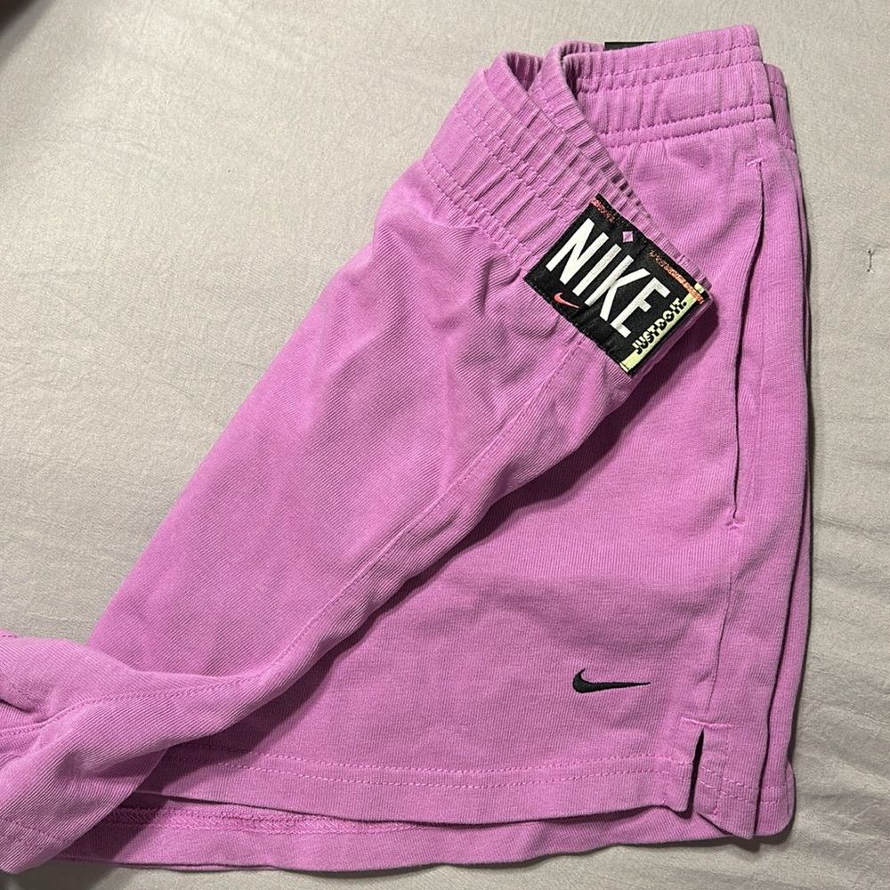 NWT Nike Plus Shorts XXL